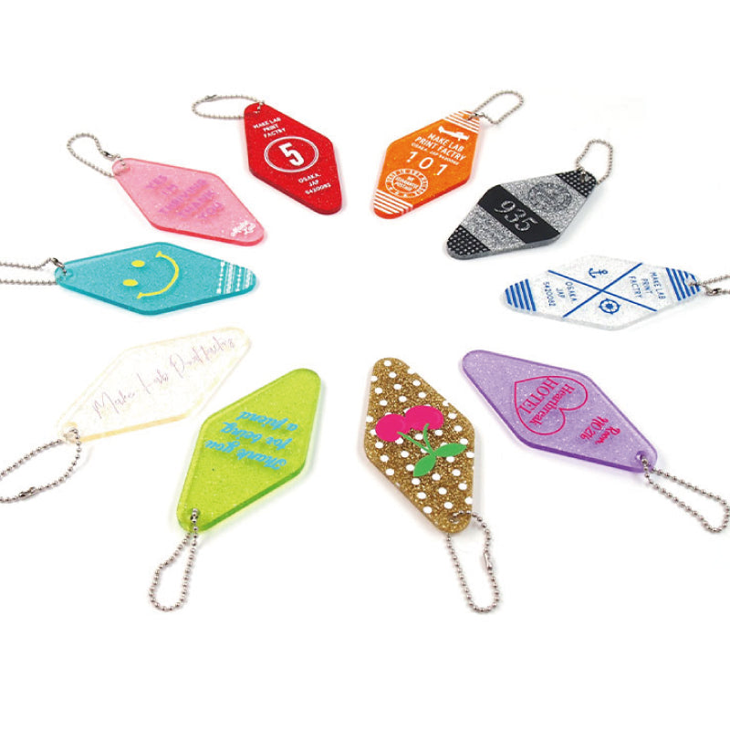 ラメモーテルキーホルダー.